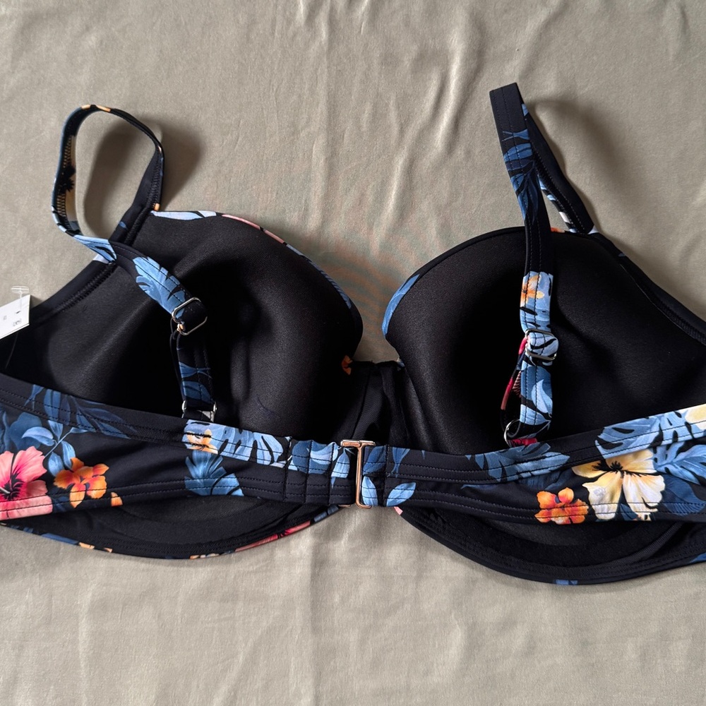 Lands’End Floral Bikini Top size 16 - Picture 2 of 3